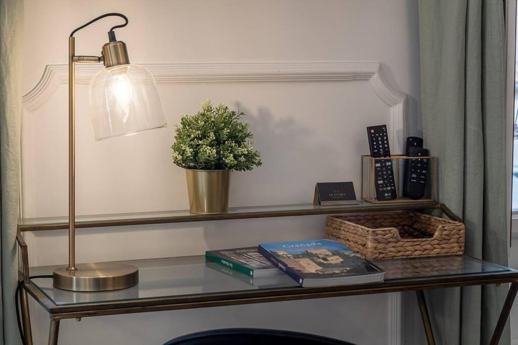 Ch Elvira Luxury Apartment Granada Eksteriør billede