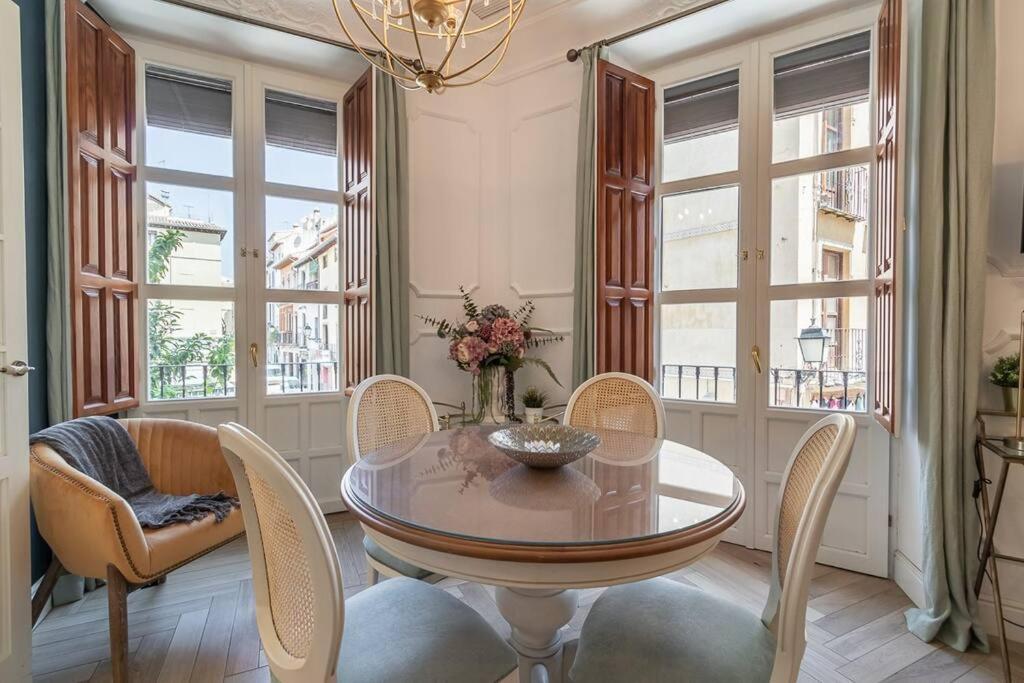 Ch Elvira Luxury Apartment Granada Eksteriør billede
