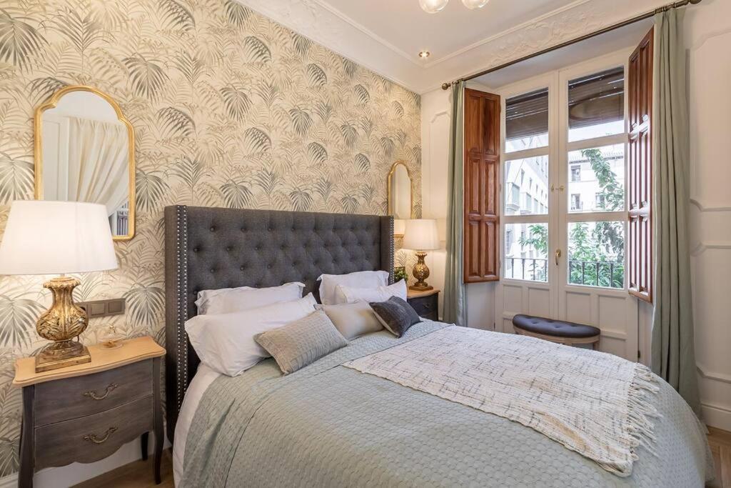 Ch Elvira Luxury Apartment Granada Eksteriør billede