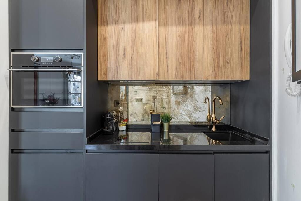 Ch Elvira Luxury Apartment Granada Eksteriør billede